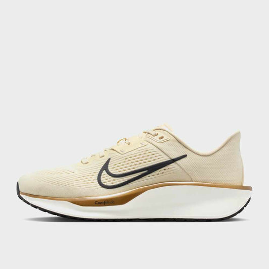 NIKE WOMENS Quest 6 Running Shoes BROWN