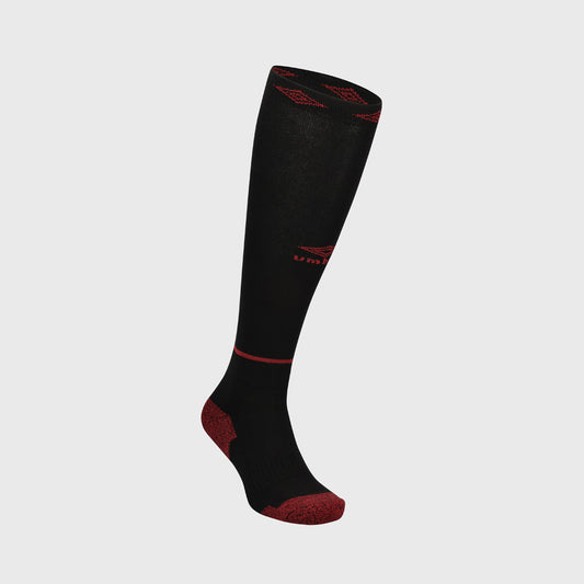 Umbro Unisex Single Football Sock Black/Red _ 170552 _ Black