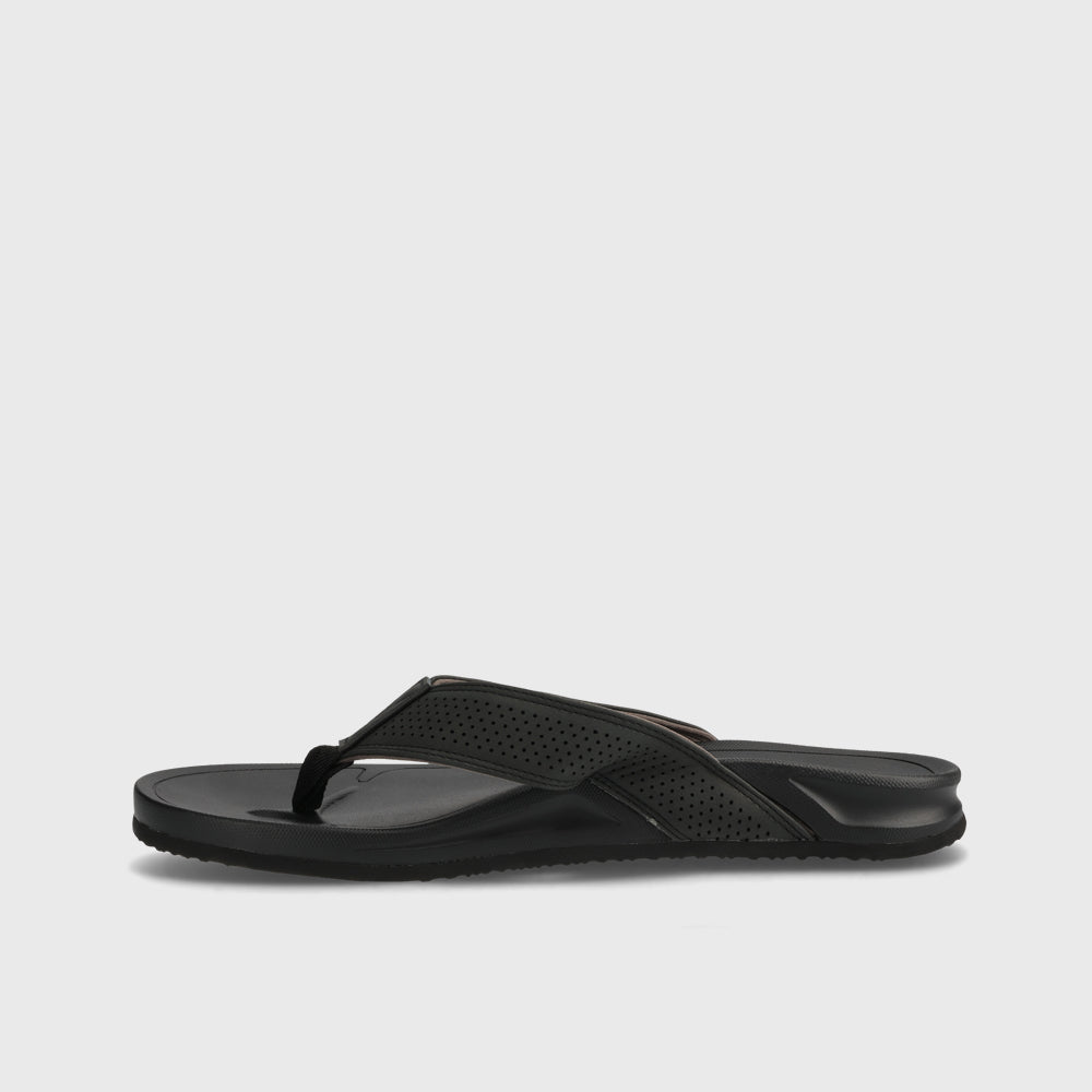 Umbro Mens Squeeze Me Comfort Thong Sandals Black