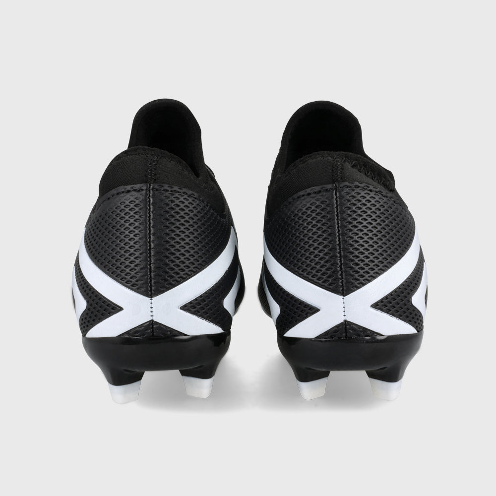 Umbro Youth Aurora Iii Fg Football Black/white _ 183227 _ Black