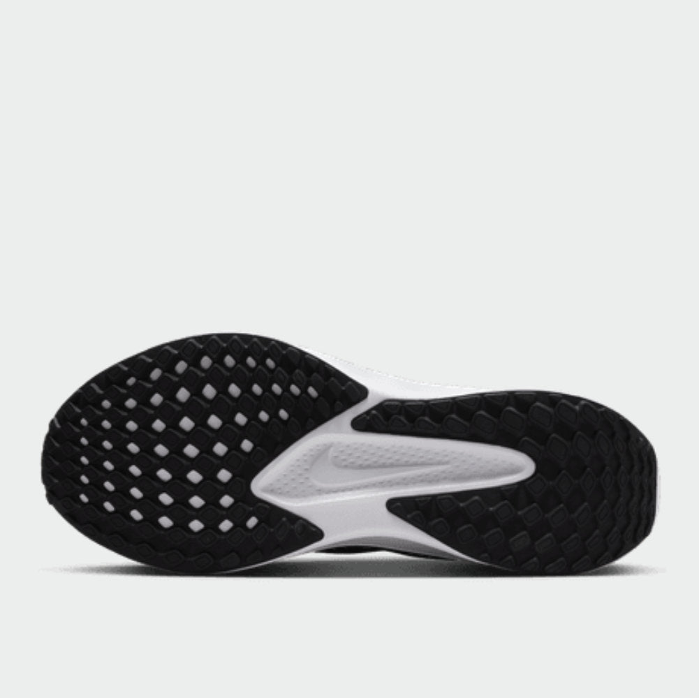 Nike Womens Quest 6 Running Shoes Black