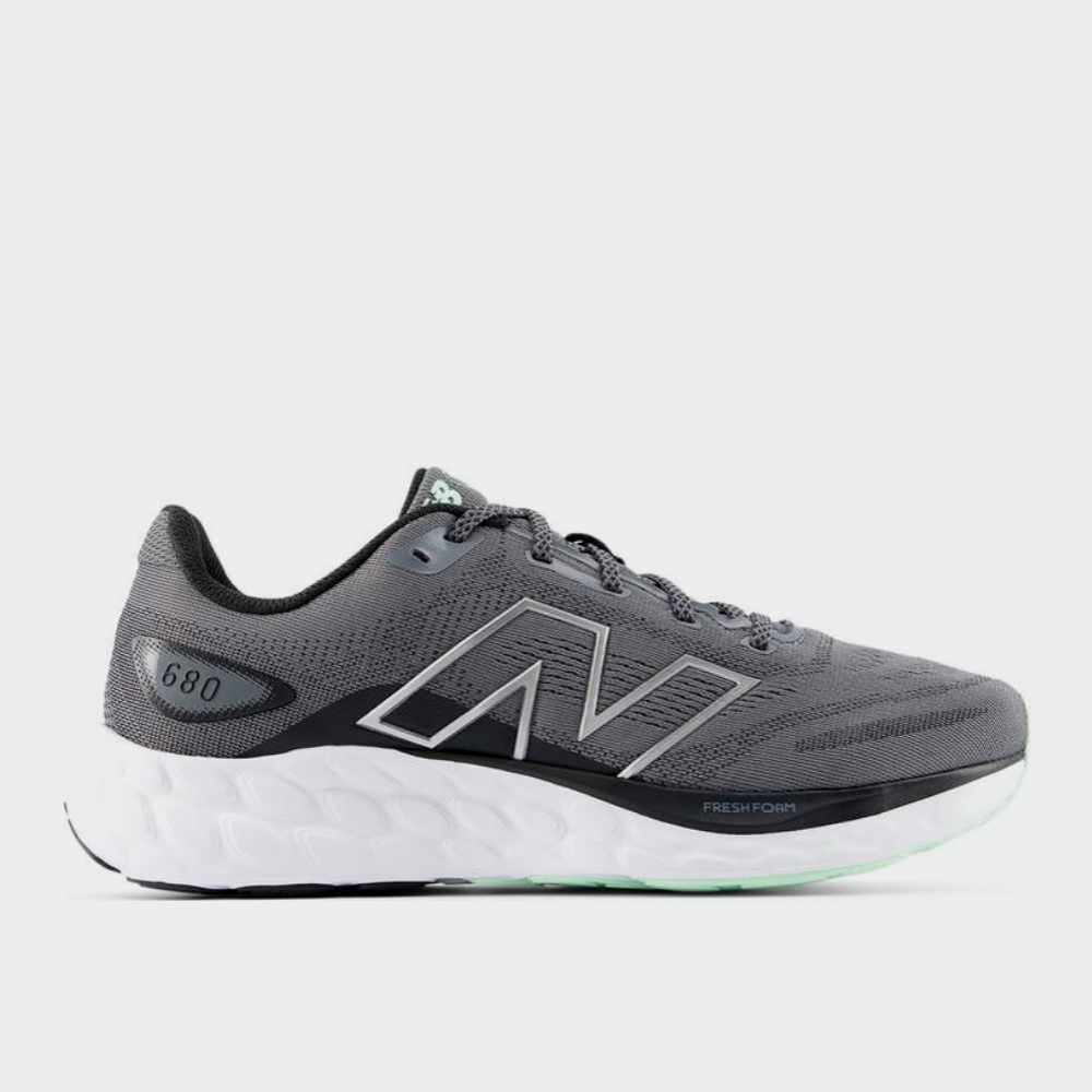 NEW BALANCE MENS Fresh Foam 680 v8 Running Shoes GREY