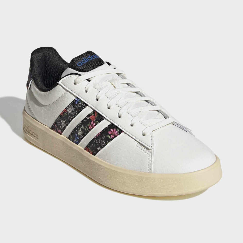 Adidas Womens Grand Court 3.0 Sneakers Beige
