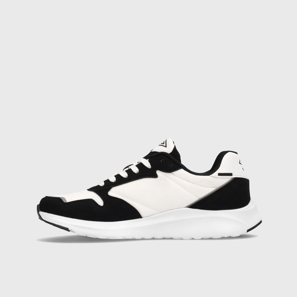 Umbro Mens Ancoats Evolve Sneakers White