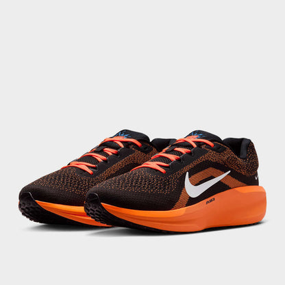 NIKE MENS Winflo 11 Running Shoes BLACK