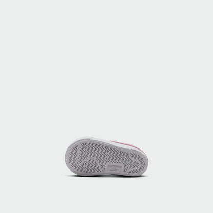 Nike Girls Tennis Essential Sneakers White