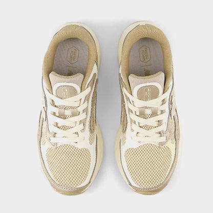 New Balance Womens Arishi sneakers Beige