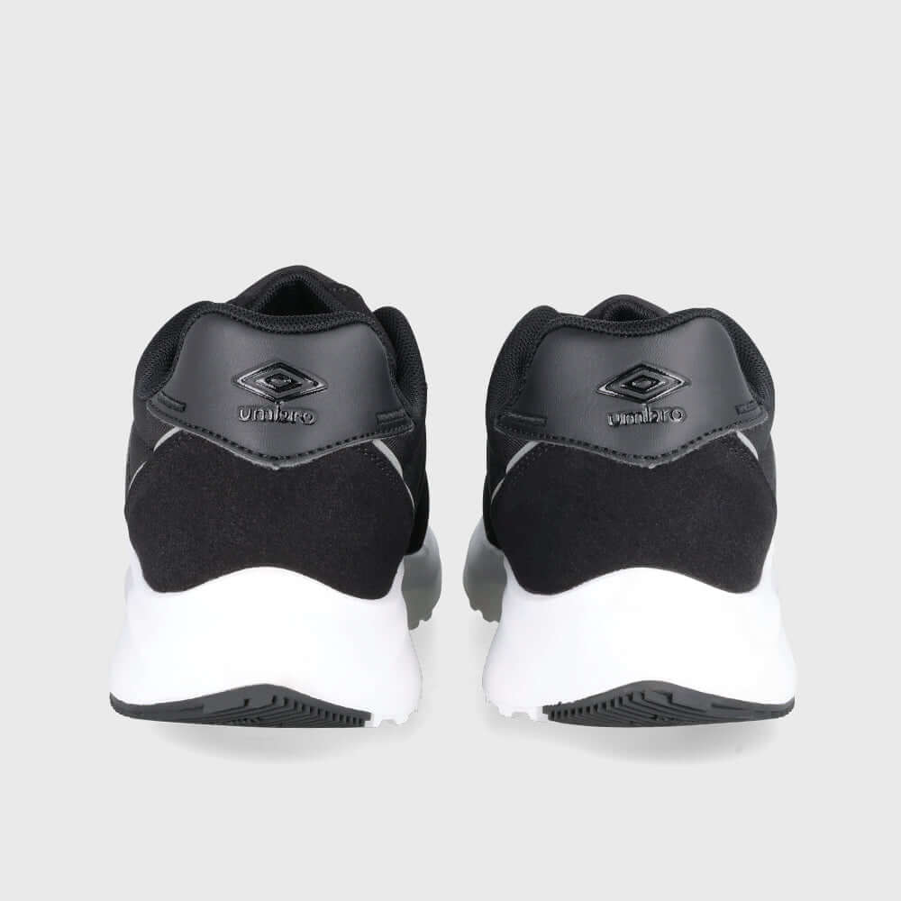 Umbro Ancoats Evolve Sneakers Black