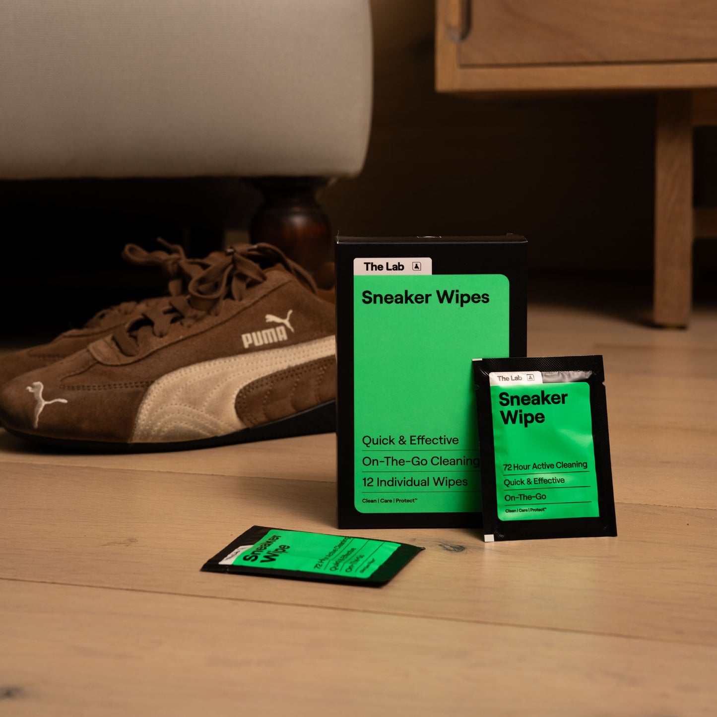 The Lab Sneaker Wipes Black