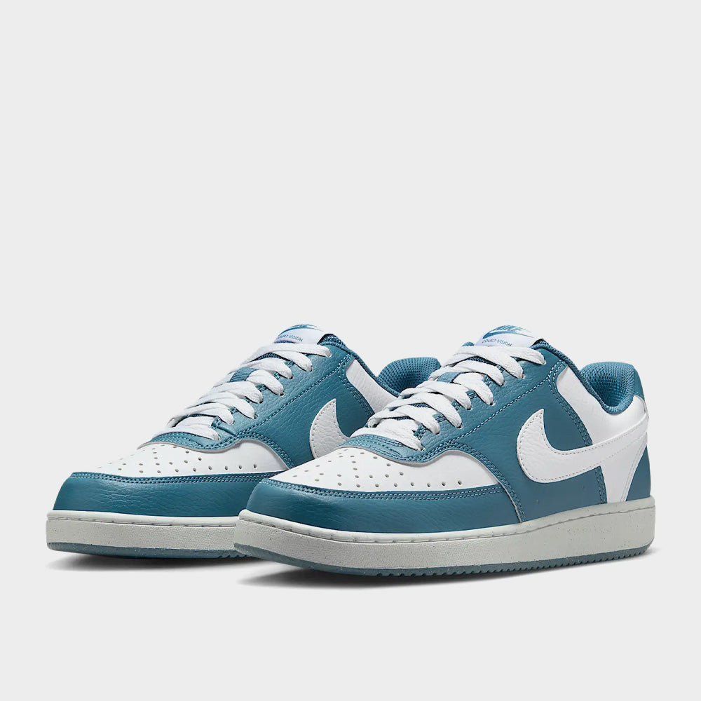 ladies nike sneakers at tekkie town