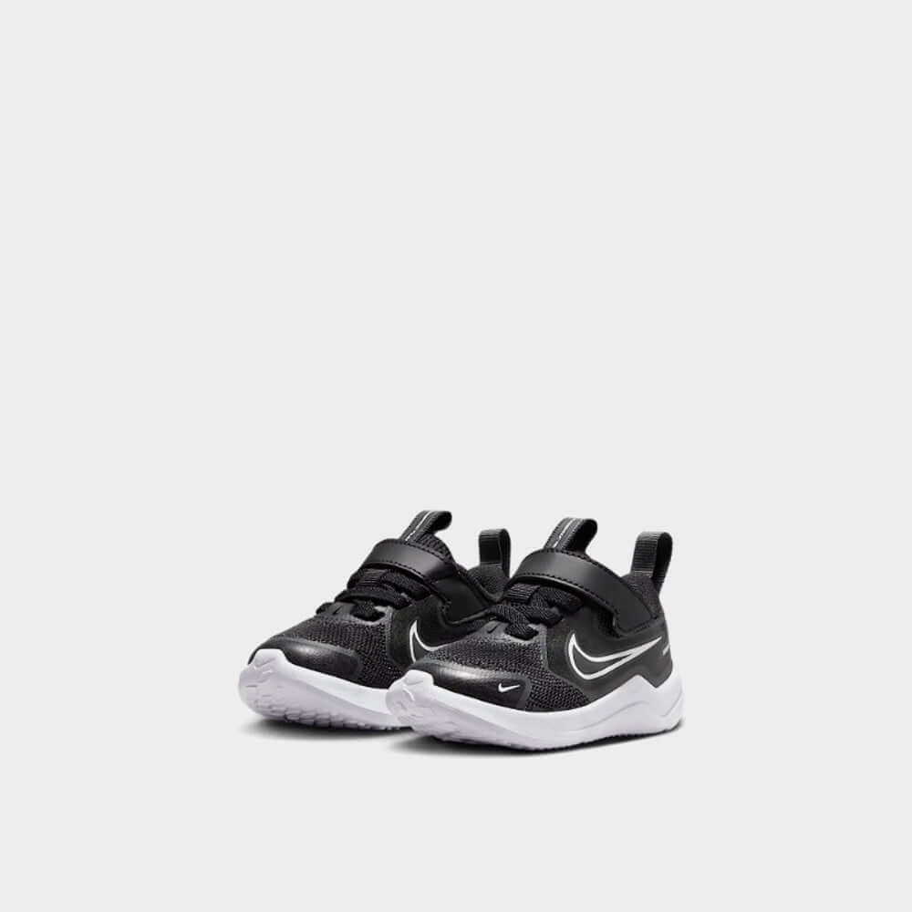 Nike Infants Cosmic Runner Sneakers Black