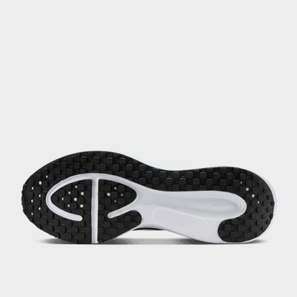 Nike Mens Revolution 8 Sneakers Black