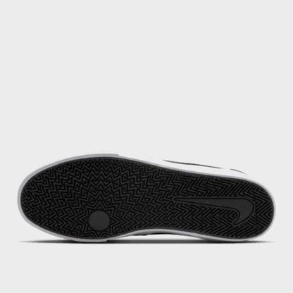 Nike Mens Charge Suede Sneakers Black