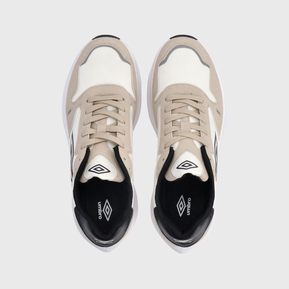 Umbro Mens Ancoats Evolve Sneakers Beige