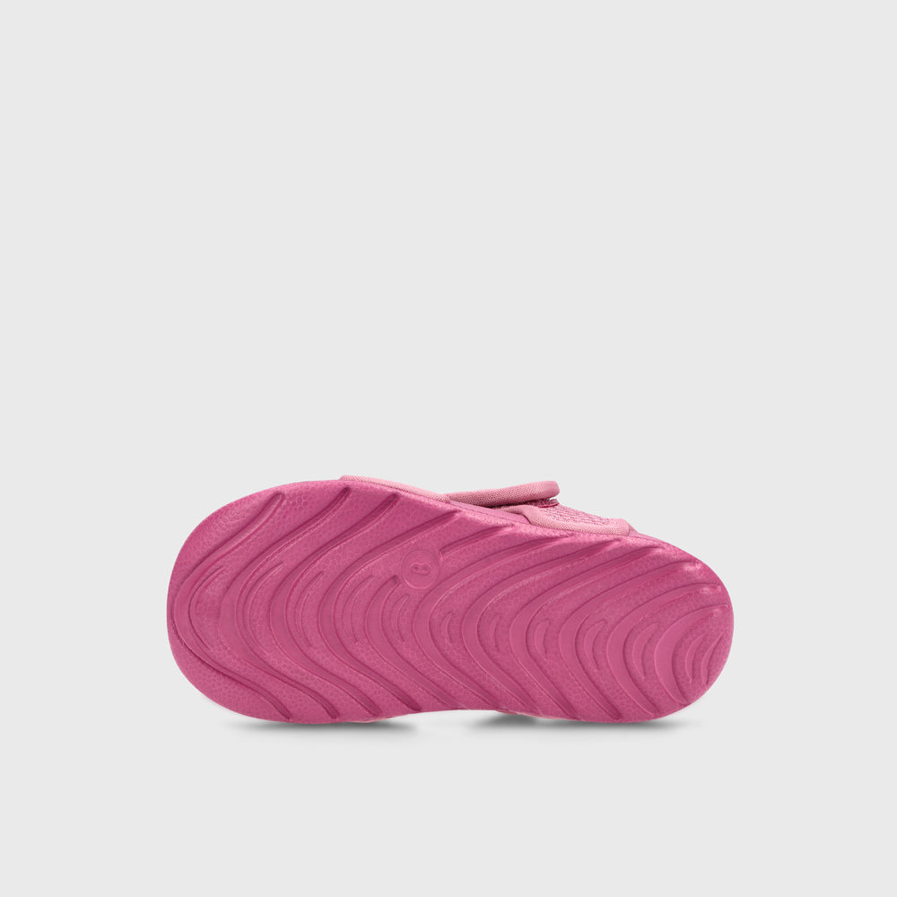 Umbro Infants Sporty Closed Toe Pink