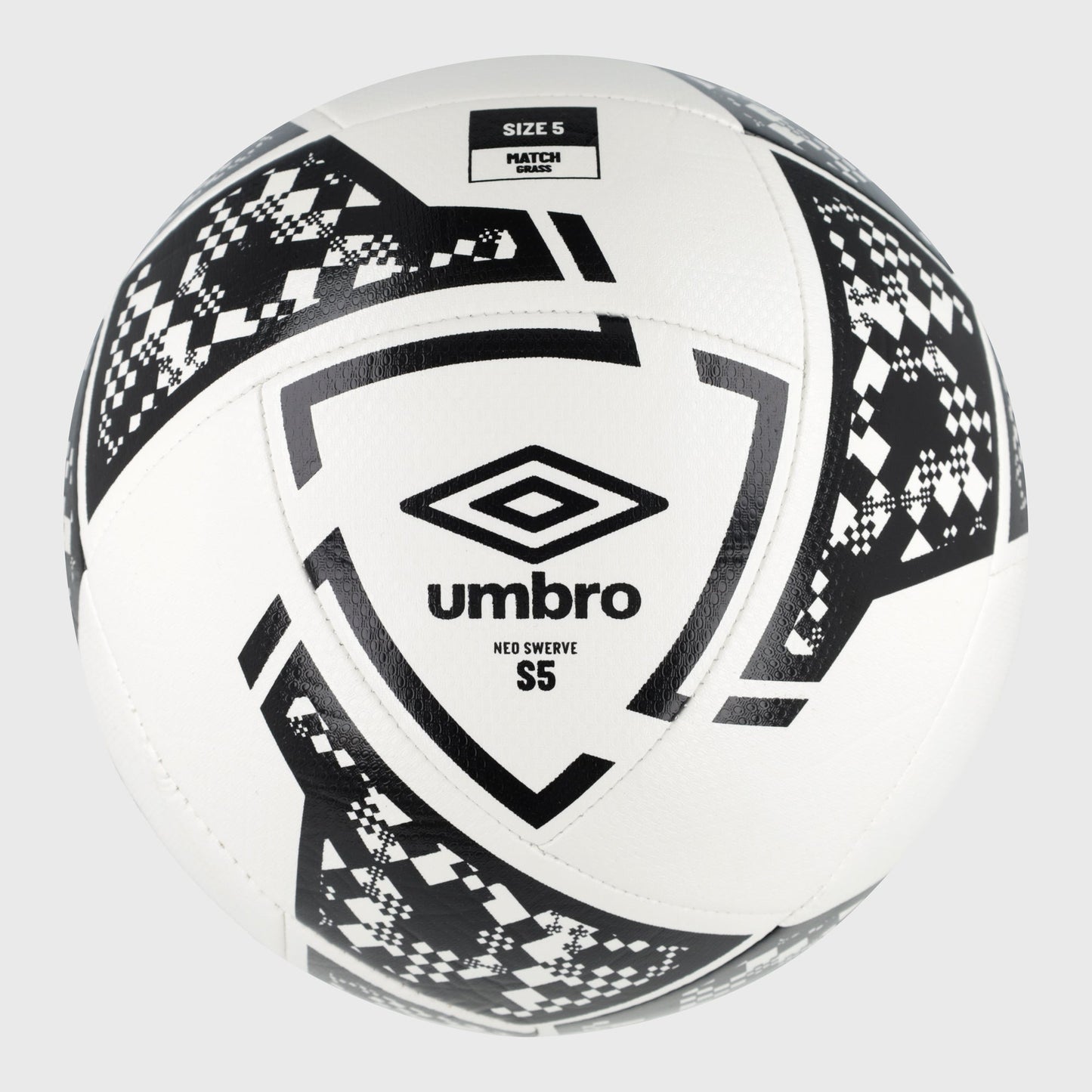 Umbro Unisex Neo Swerve Soccerball White