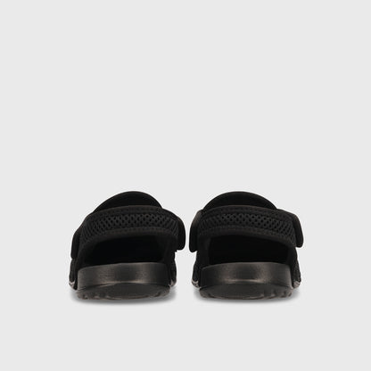 Umbro Infants Sporty Closed Toe Black