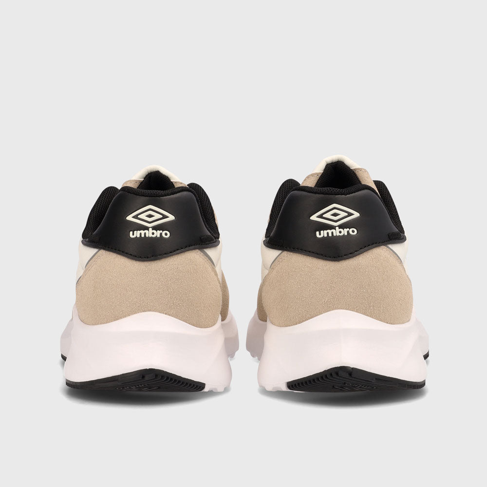 Umbro Mens Ancoats Evolve Sneakers Beige