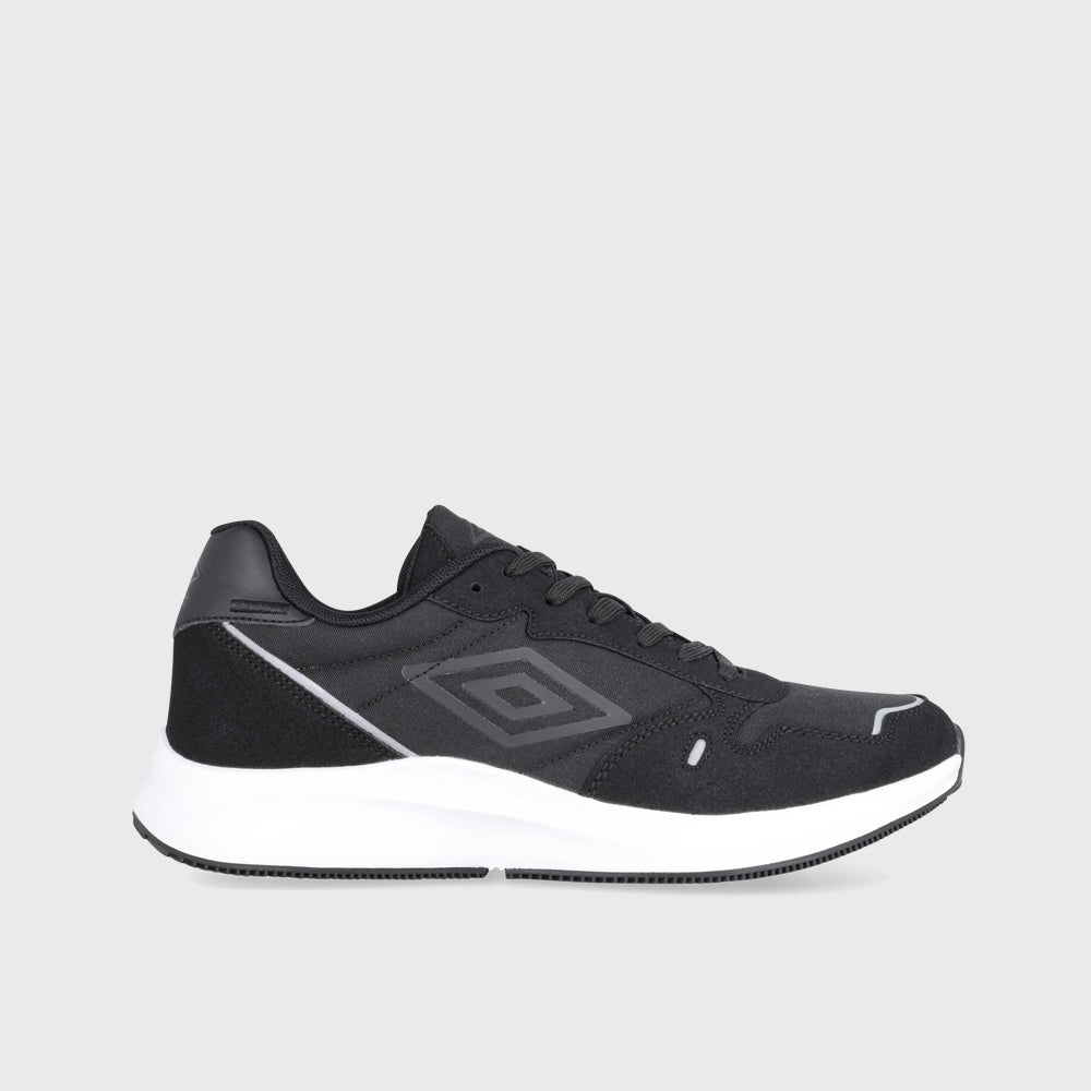 Umbro Mens Ancoats Evolve Sneakers Black
