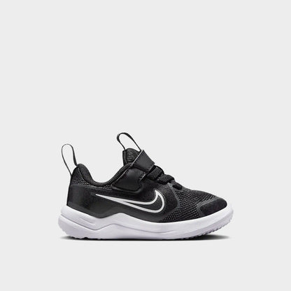 Nike Boys Cosmic Runner sneakers Black