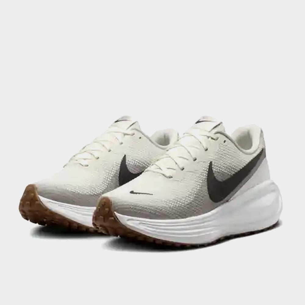 Nike Mens Revolution 8 Sneakers Brown