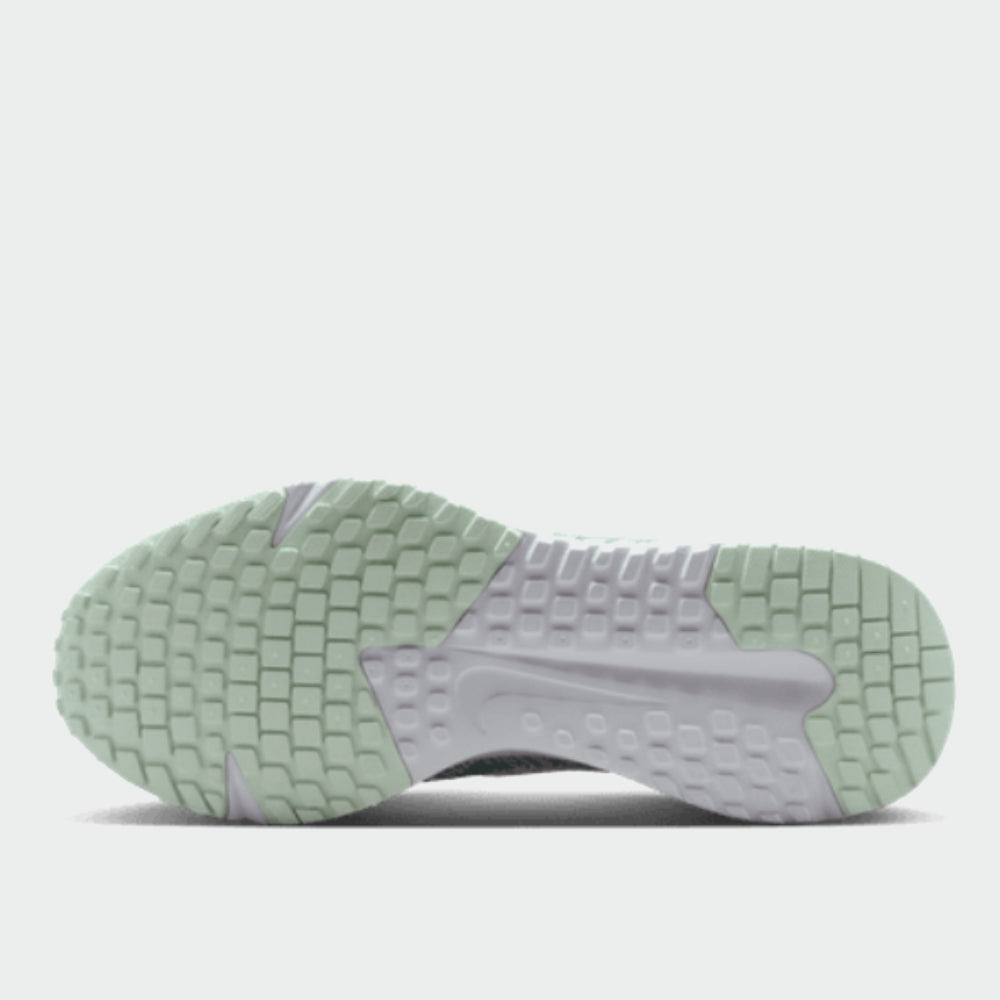 Nike Womens Run Defy White