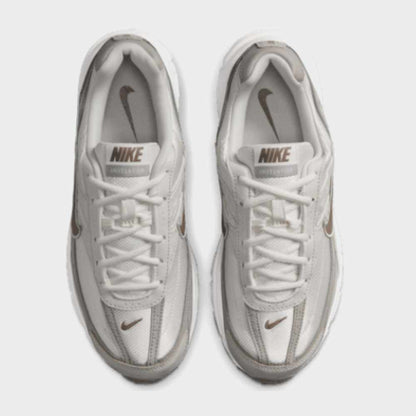 Nike Womens Initiator Sneakers White