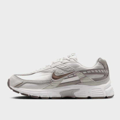 Nike Womens Initiator Sneakers White