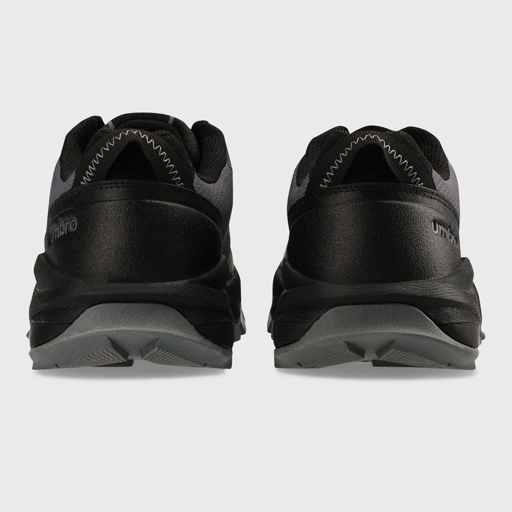 Umbro Mens Roklyn Black