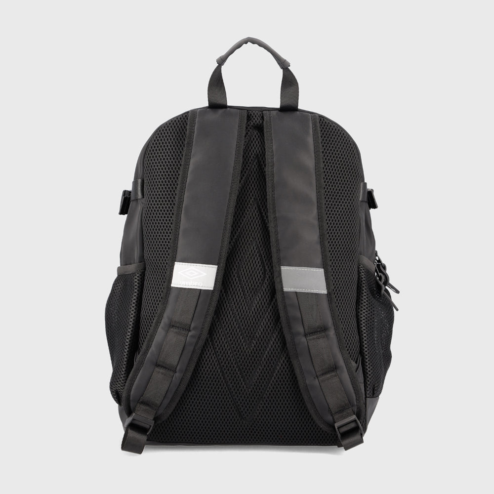 Umbro Unisex Essential Backpack Black