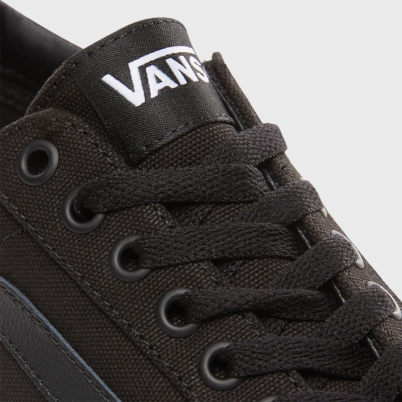 Vans ward hi all black top