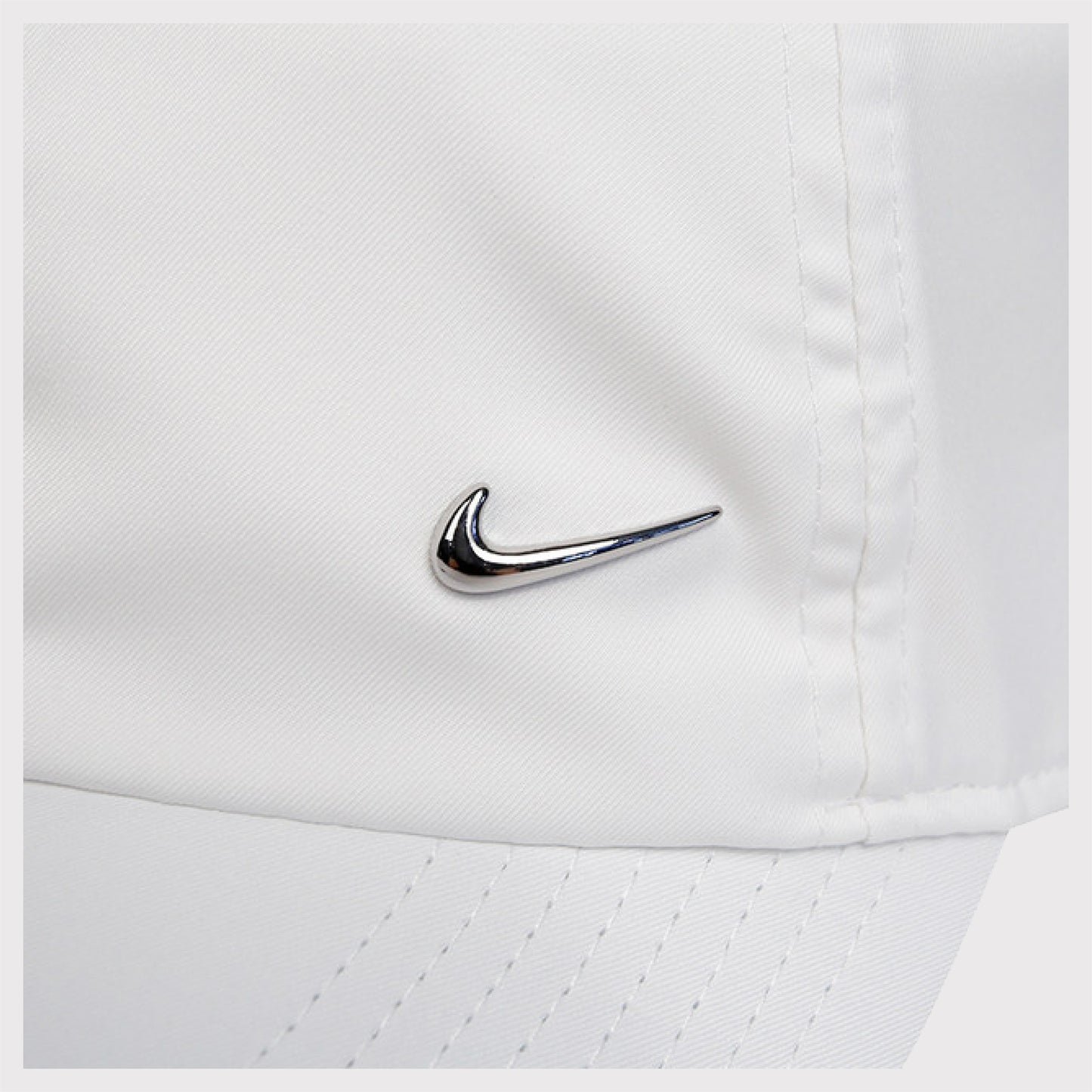 Nike Unisex Heritage 86 Metal Swoosh Sport Cap White